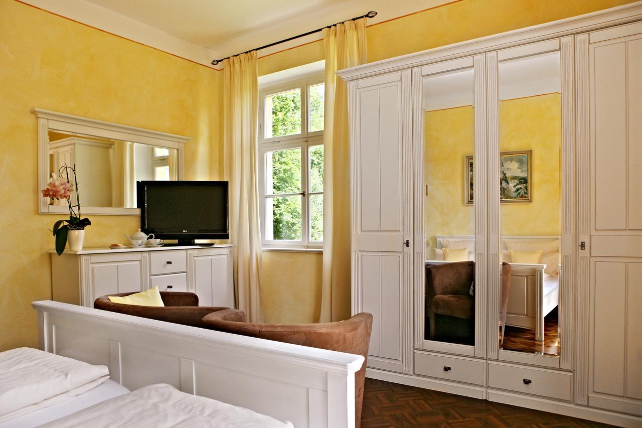 Rhoen Hotel Waldcafe St. Georg Staatsbad Brückenau Eksteriør bilde